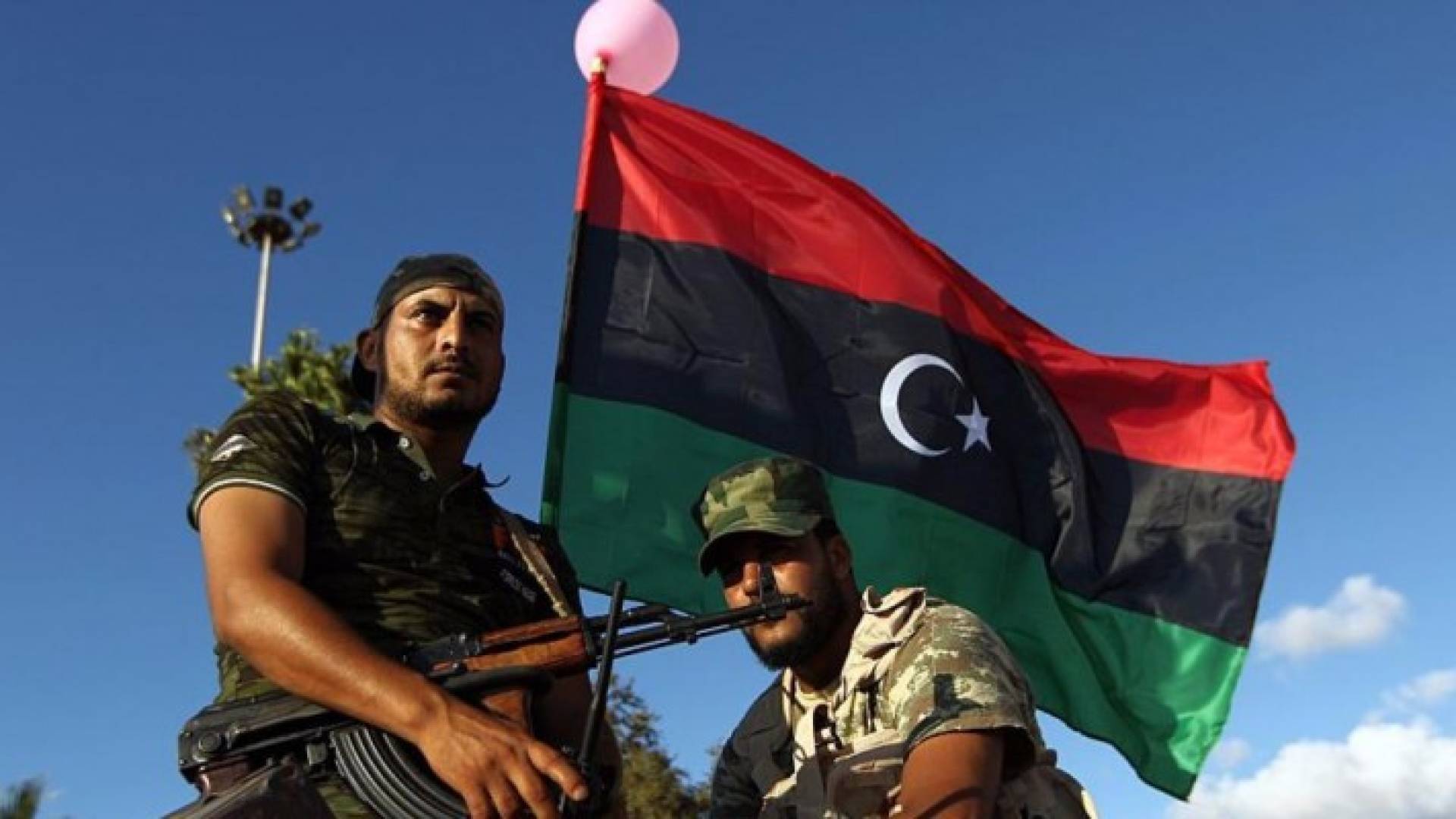 الجيش الليبي يداهم جيوب القاعدة شرقي البلاد