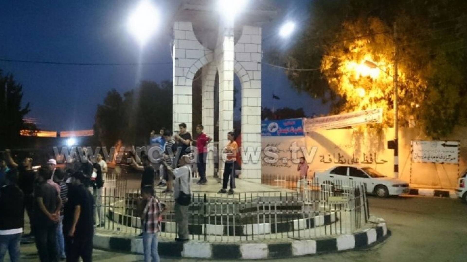 المتعطلون عن العمل في ذيبان: ان لم يفرج عن الشباب سنبني خيمتنا مجددا