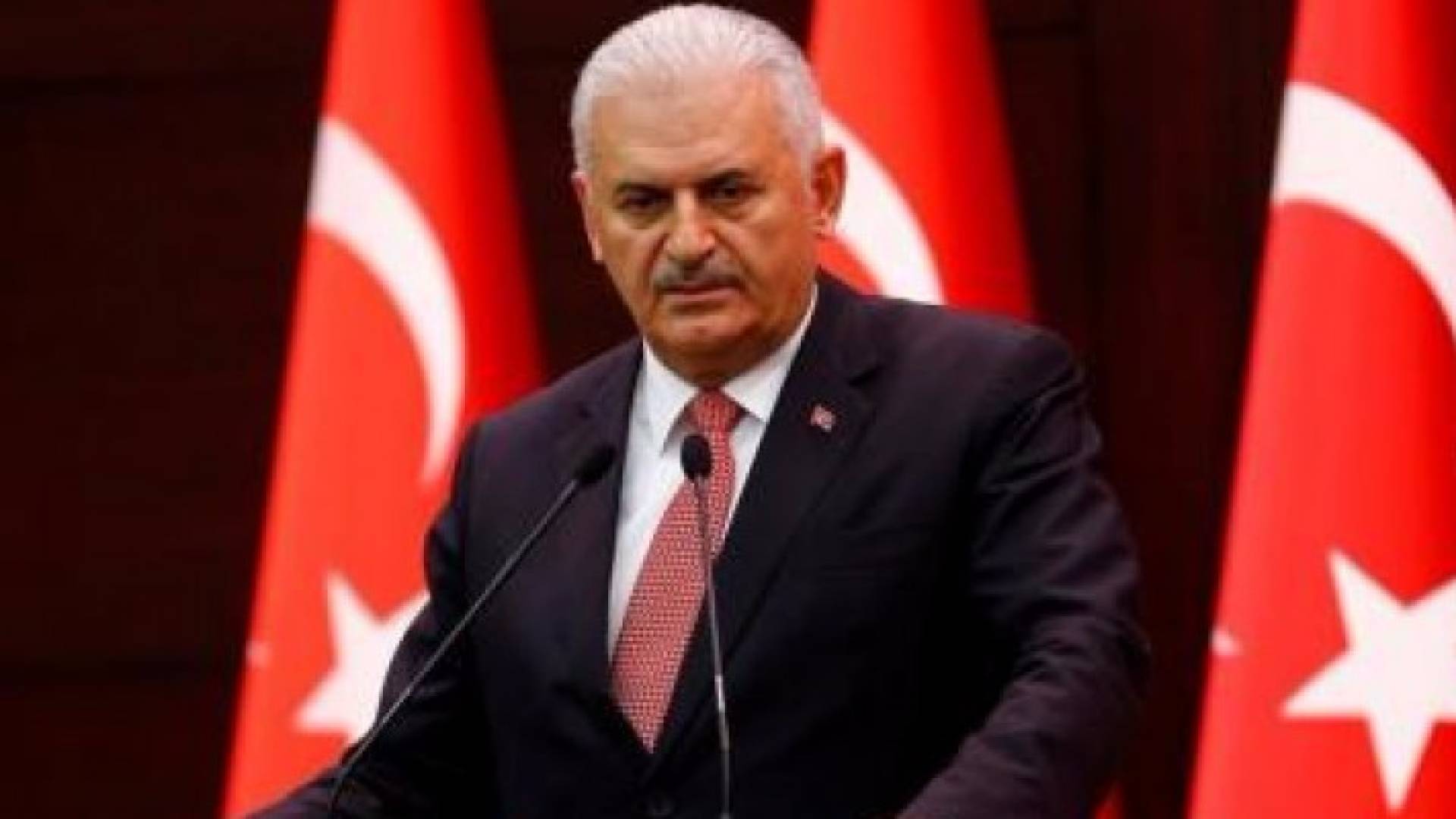 رئيس الوزراء التركي: واثقون من استعادة علاقتنا مع سوريا