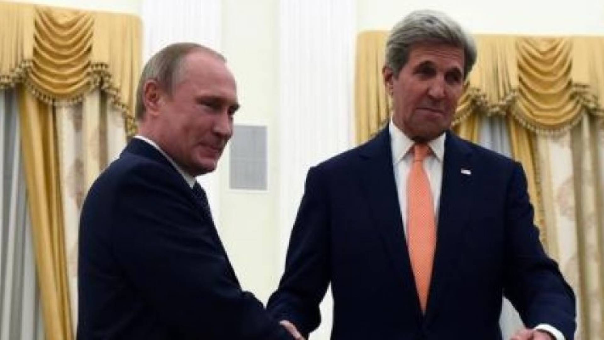 الكرملين: بوتين لم يبحث مع كيري التعاون العسكري في سوريا