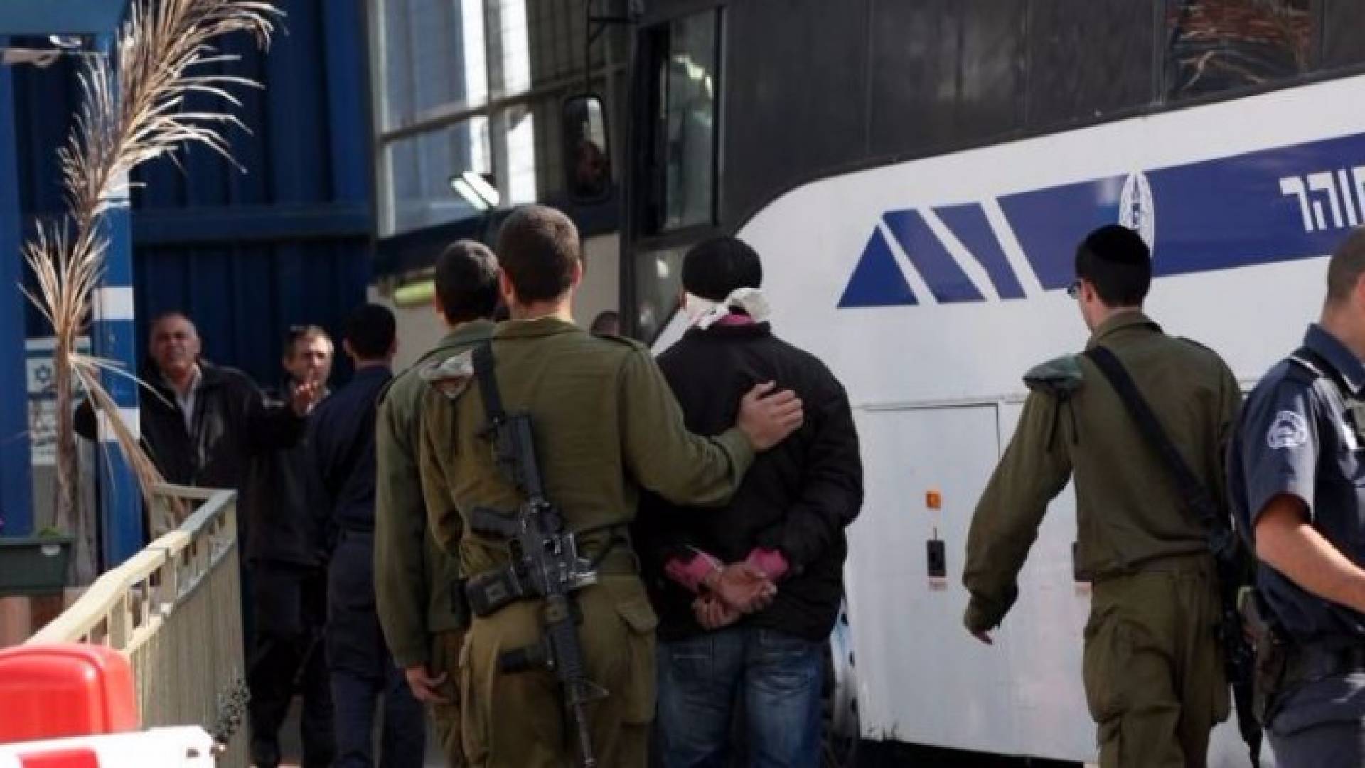 اسرى فلسطينيين 