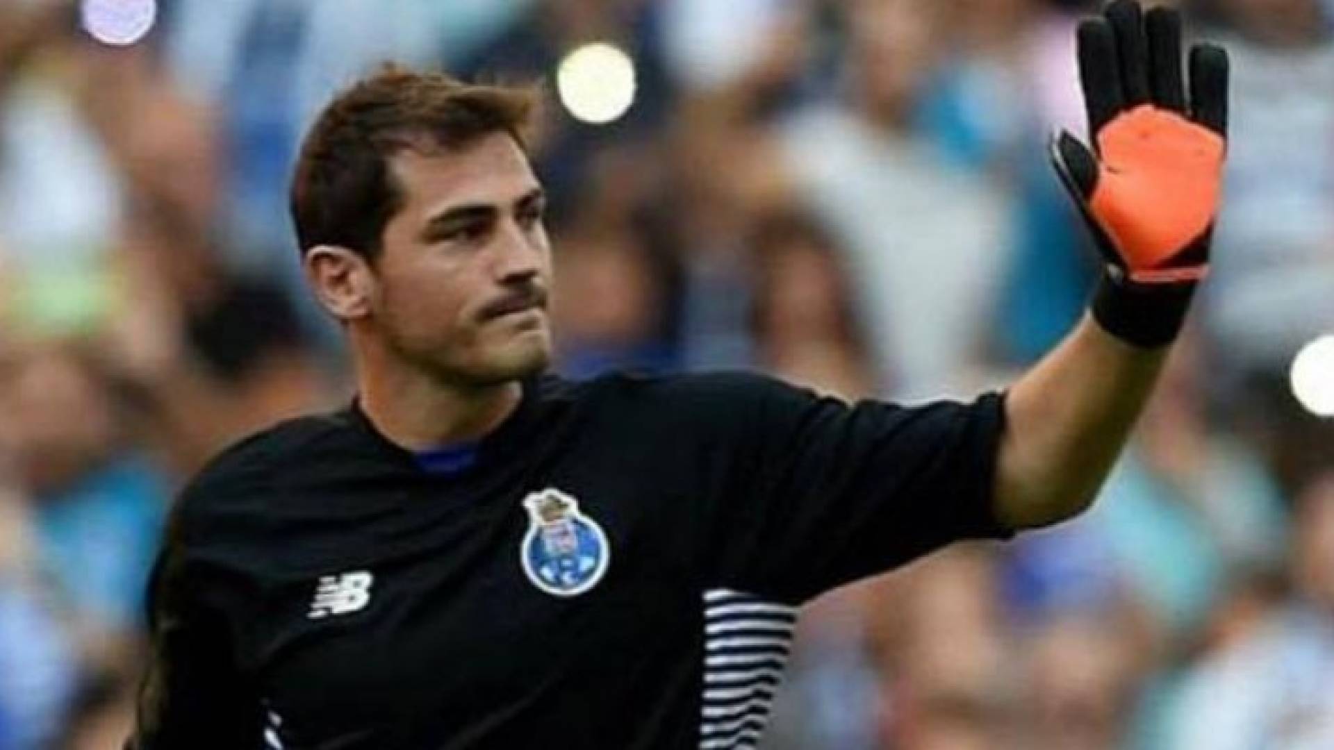 كاسياس ينضم لمعسكر بورتو