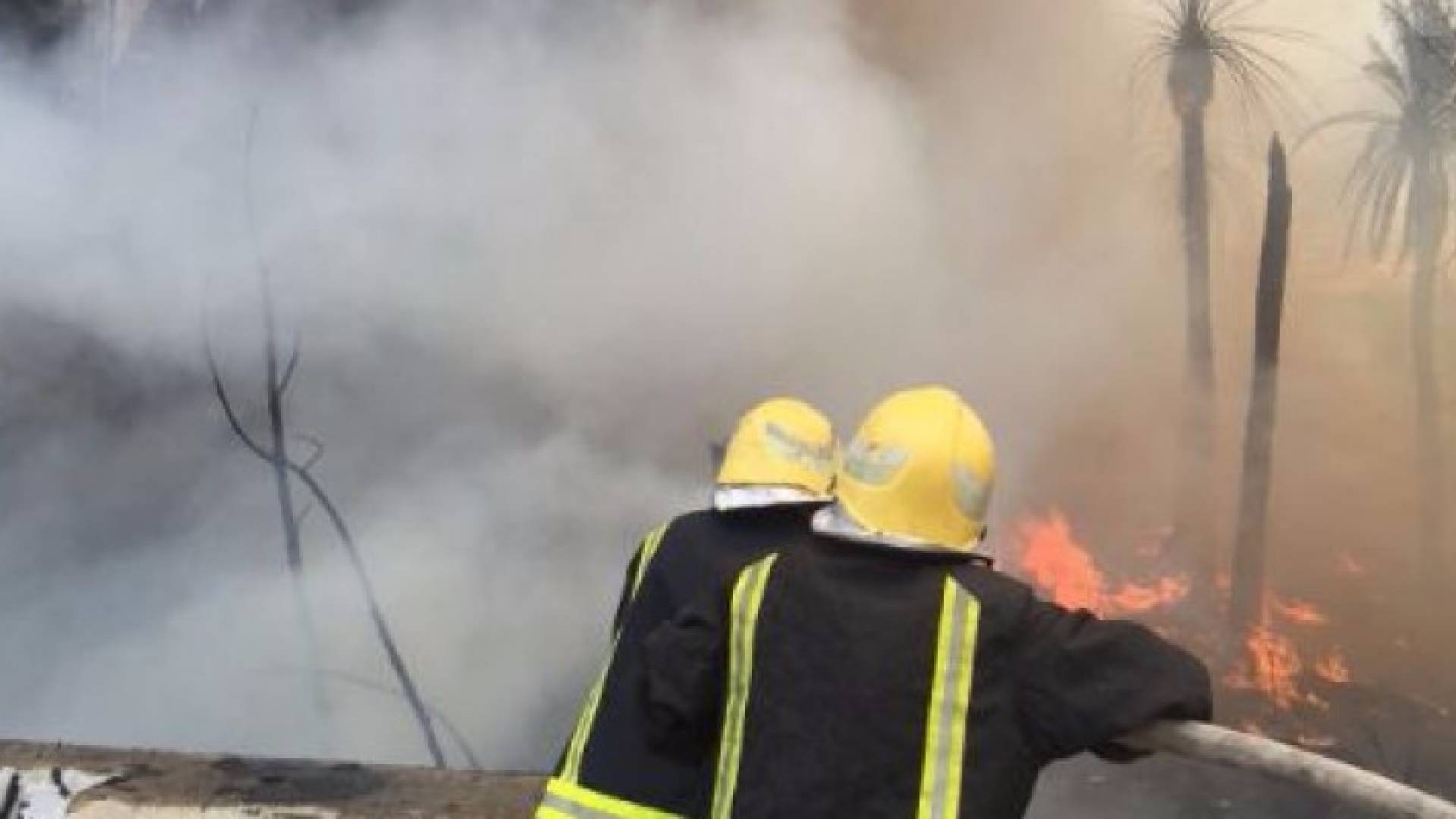 بالفيديو : حريق في فندق بمكة المكرمة
