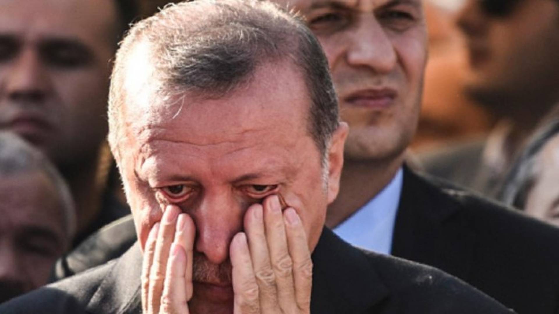 أردوغان يدعو إلى تطبيق عقوبة الإعدام