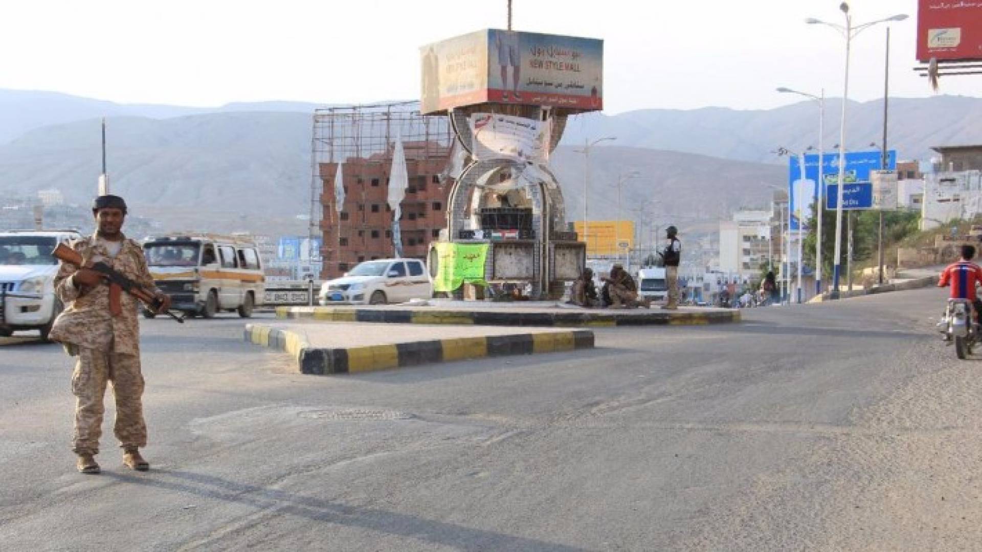 خمسة قتلى في اعتداءين انتحاريين ضد الجيش اليمني في المكلا