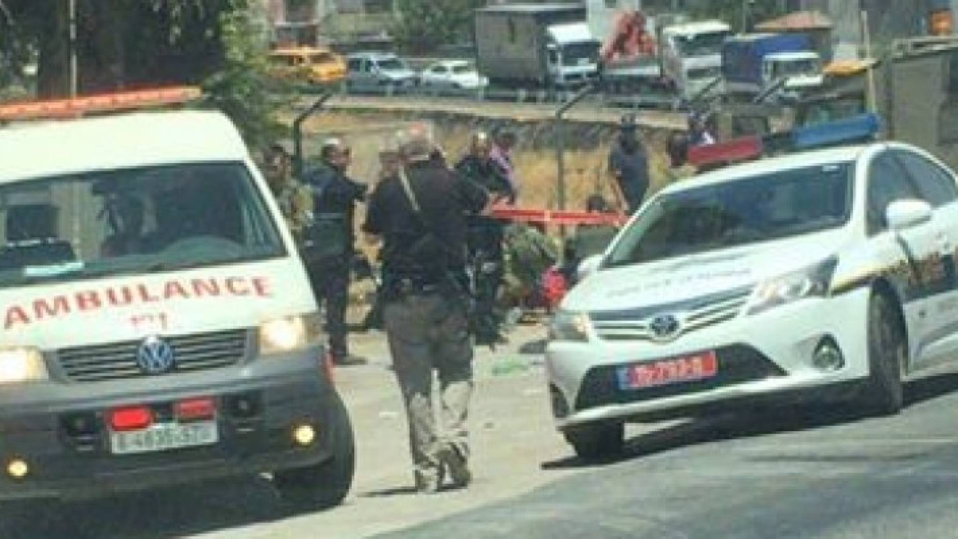 الإعلام العبري : إصابة جنديين اثنين بجراح اثر عملية طعن في الخليل