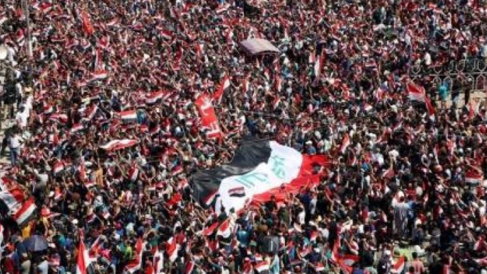 العراق: الصدر يشير إلى أنصاره باستهداف القوات الأمريكية