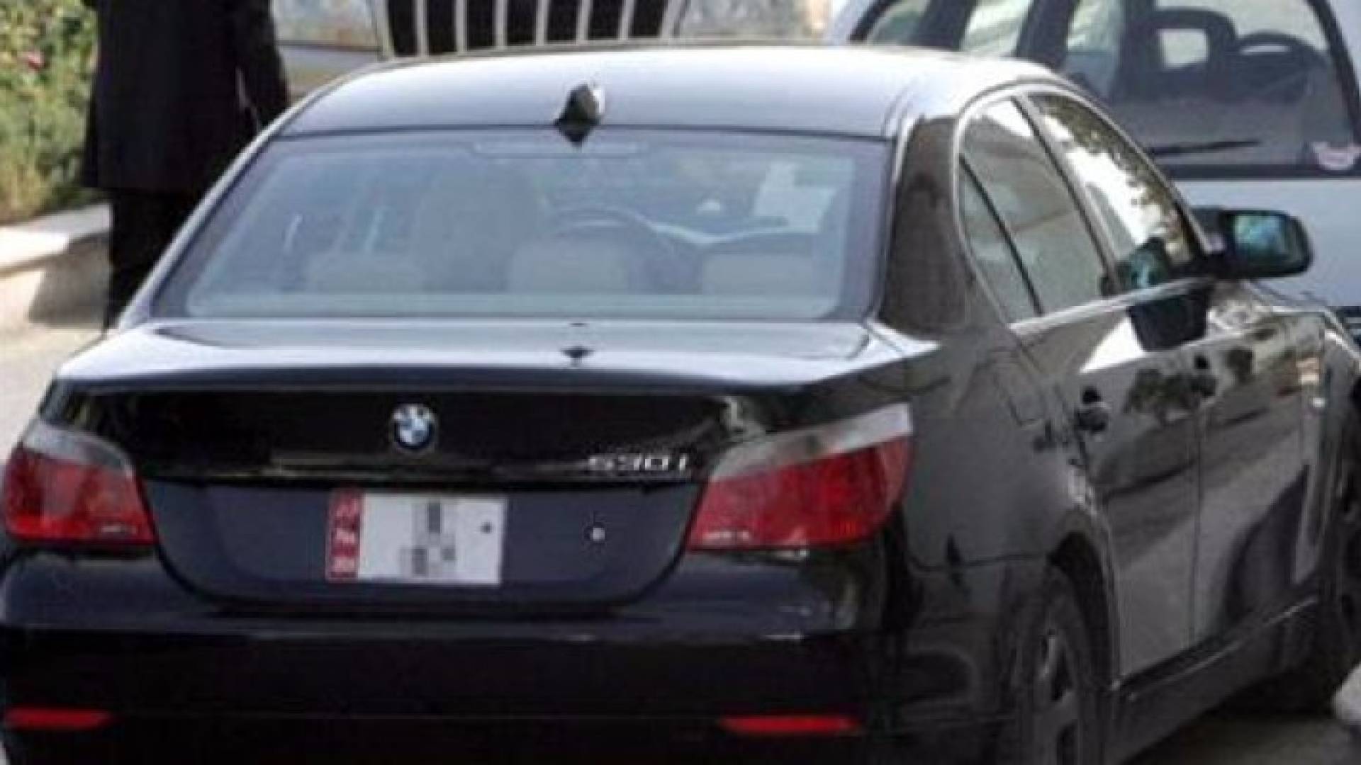 " تتبع المركبات " تعيد سيارة حكومية مسروقة