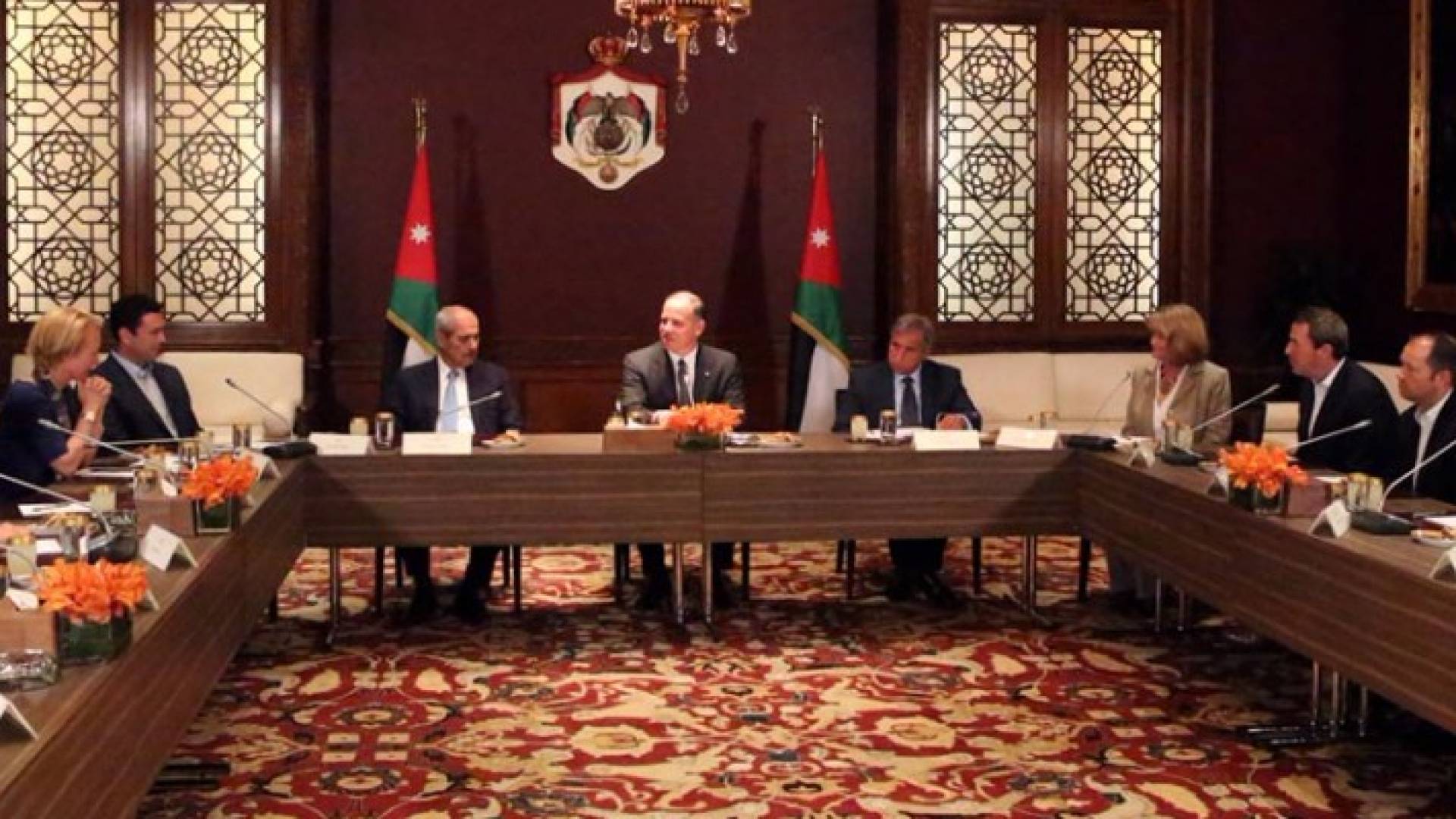 نائب الملك يستقبل وفدا من الكونغرس الأميركي