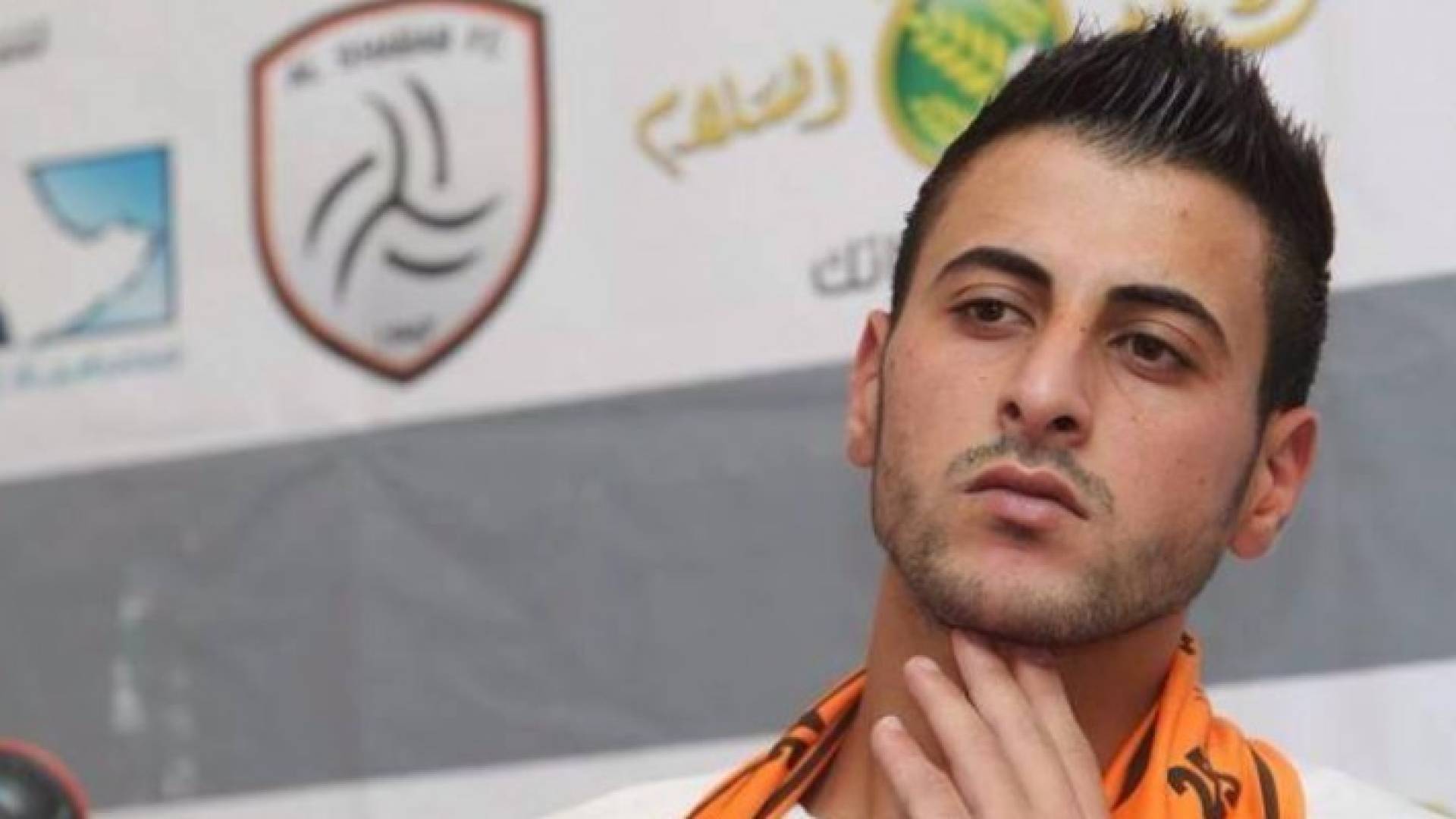 خطاب يعود من مصر ويدرس عدة عروض