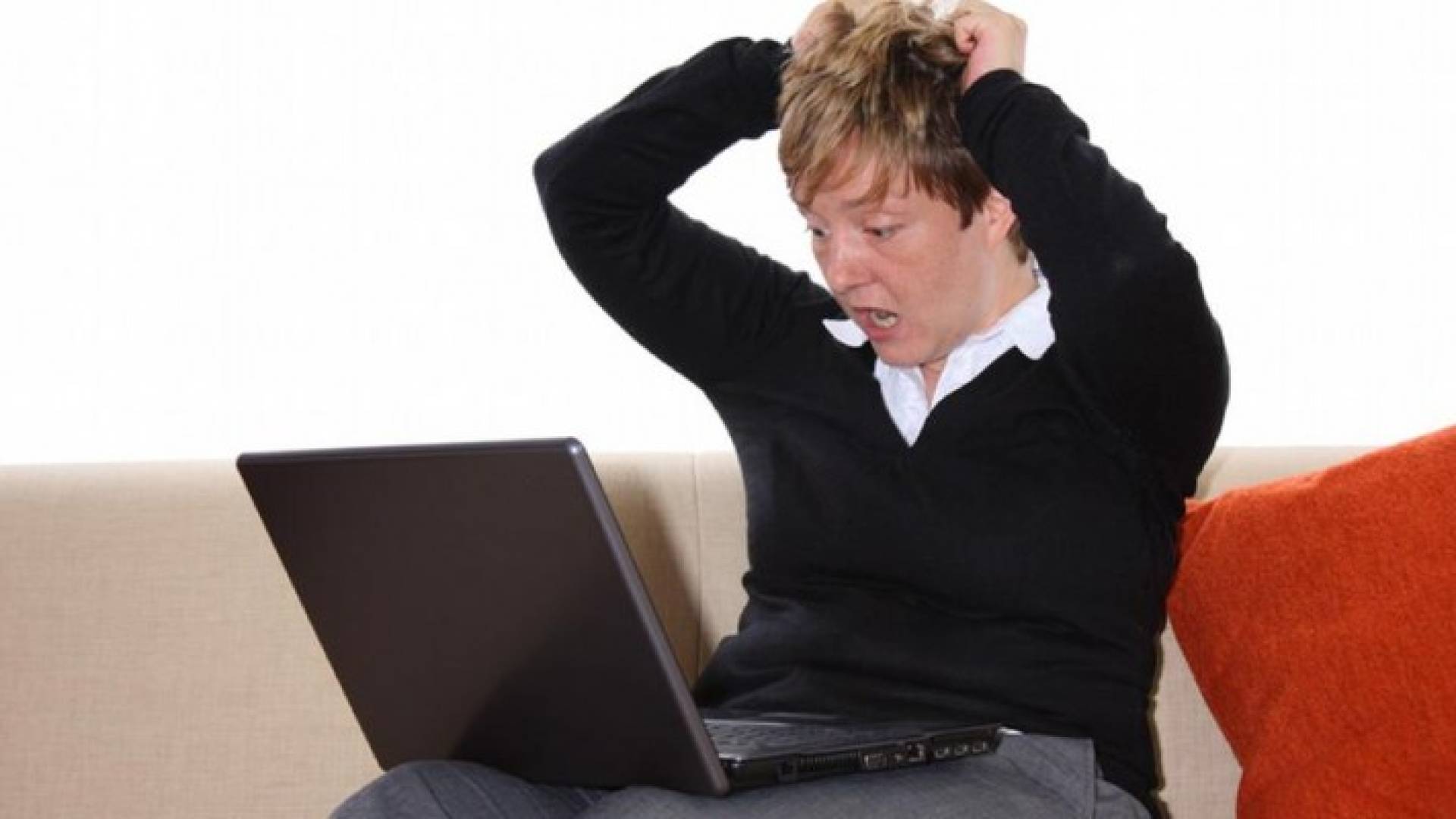 فيروس جديد يسرق البيانات المصرفية ويمنع الاتصال بالبنوك