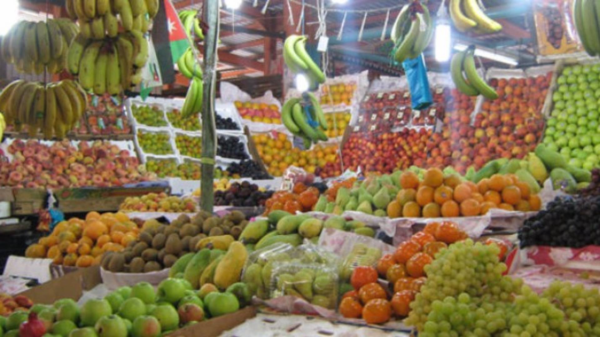 2733 طن خضار وفواكه ترد السوق المركزي اليوم