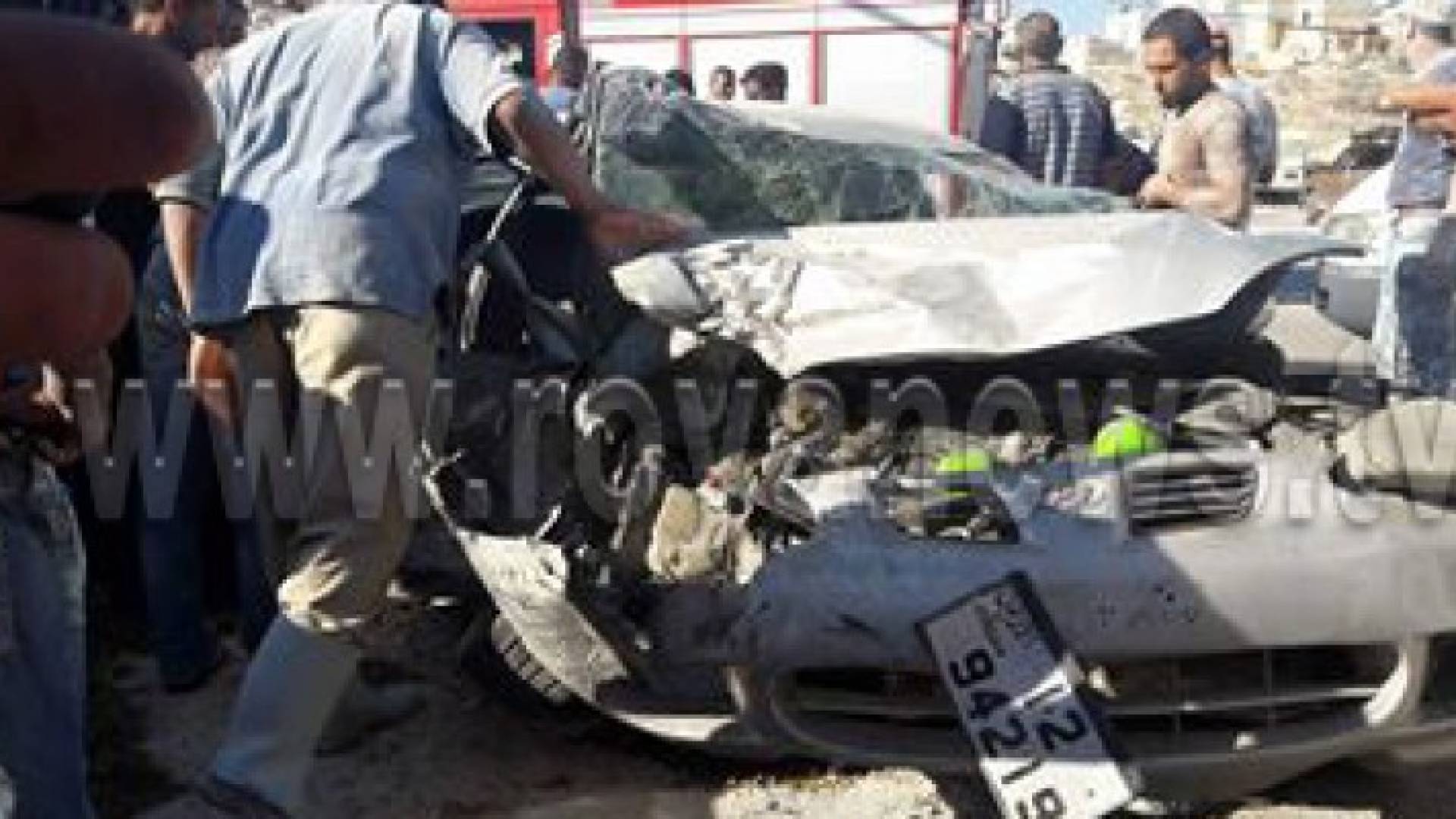 اربد: وفاة و 19 اصابة في حادث تصادم .. صور
