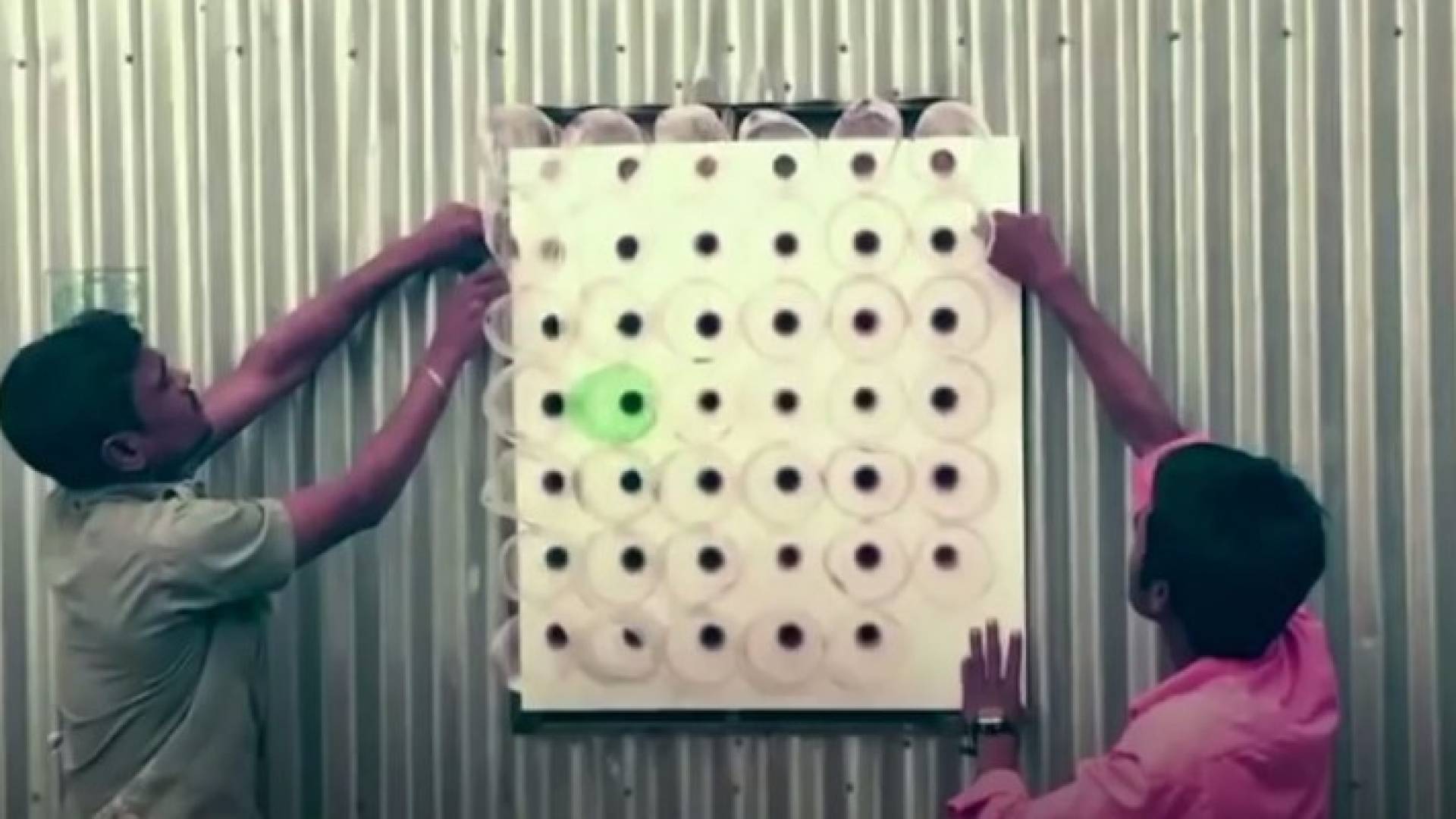 كيف يتصدى البشر للحر بدون مكيفات ..فيديو