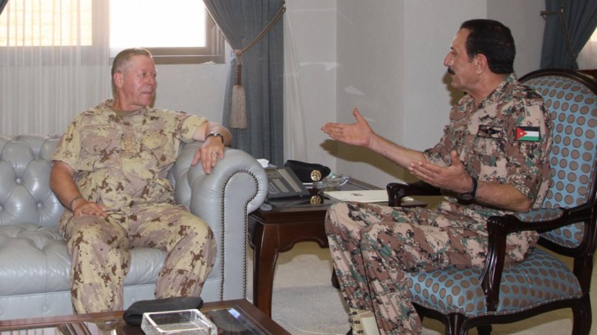 رئيس أركان الجيش الكندي في الأردن