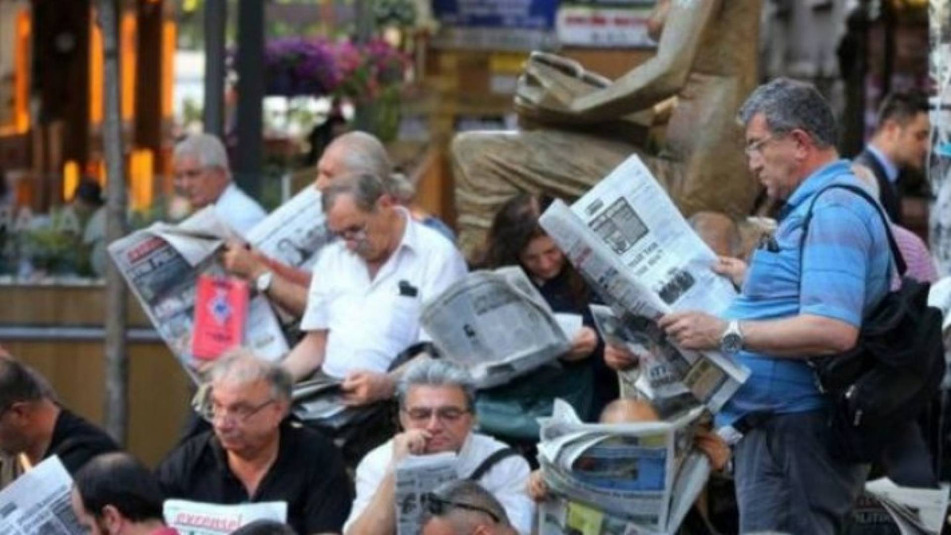 تركيا تصدر أوامر اعتقال ضد عشرات الصحفيين