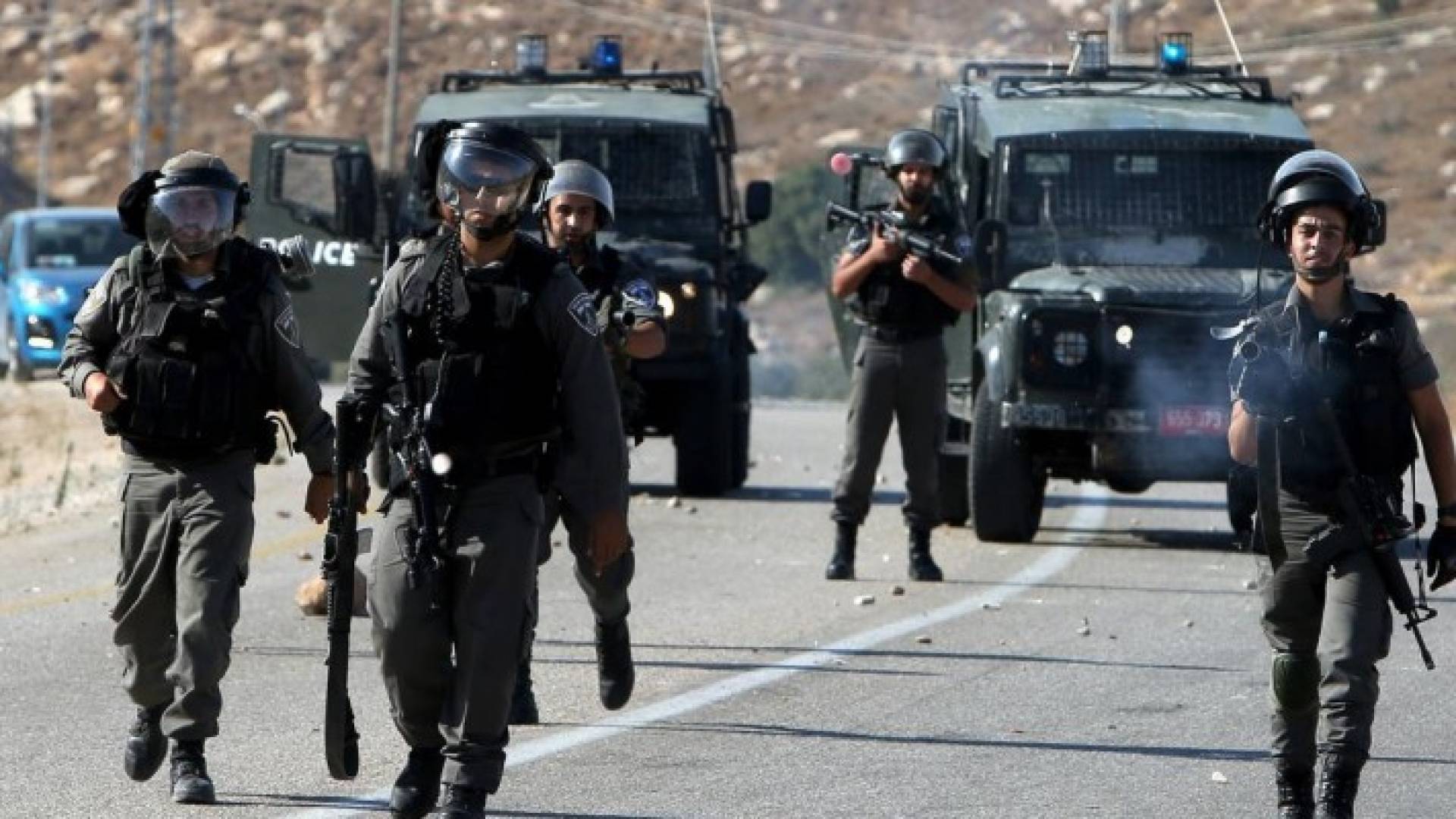 قوات الإحتلال تقتحم قرية بالقدس لهدم منازل
