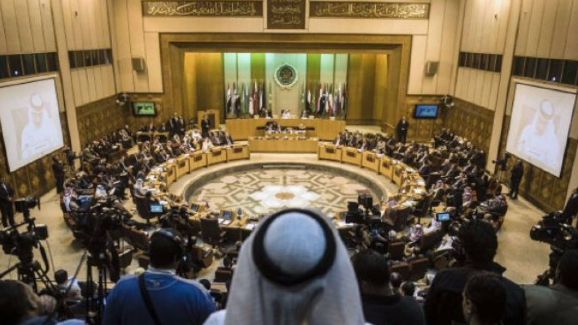 القمة العربية ترفض التدخلات الإيرانية في المنطقة