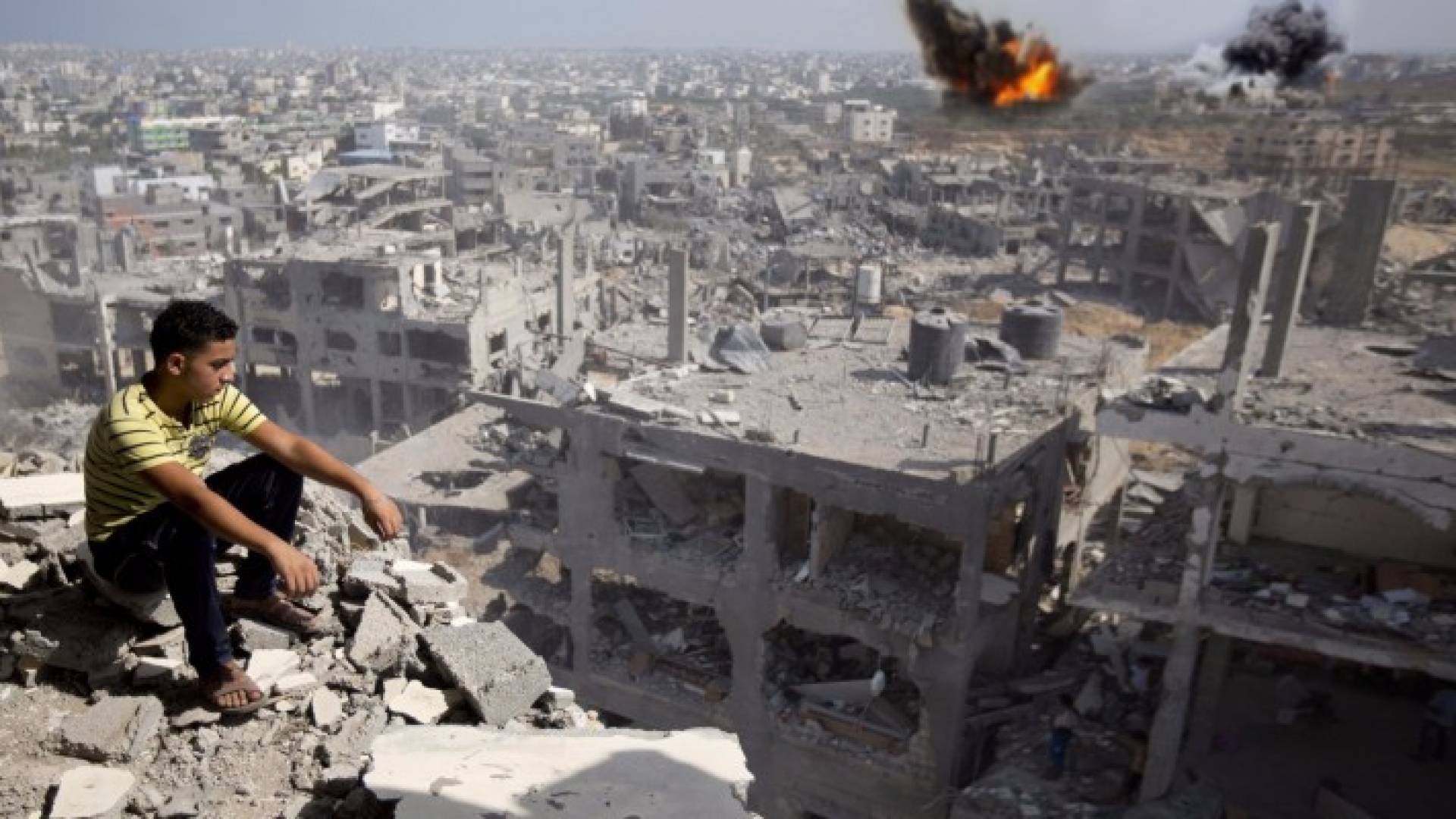 الاحتلال يوافق على توريد الاسمنت لمصانع الطوب في غزة