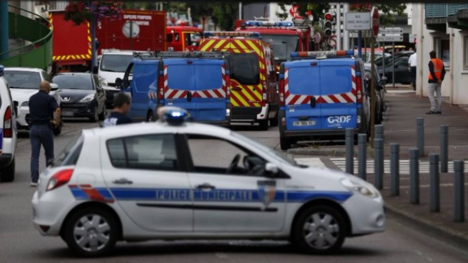 الأردن يدين هجوما استهدف كنيسة بفرنسا: عمل خسيس