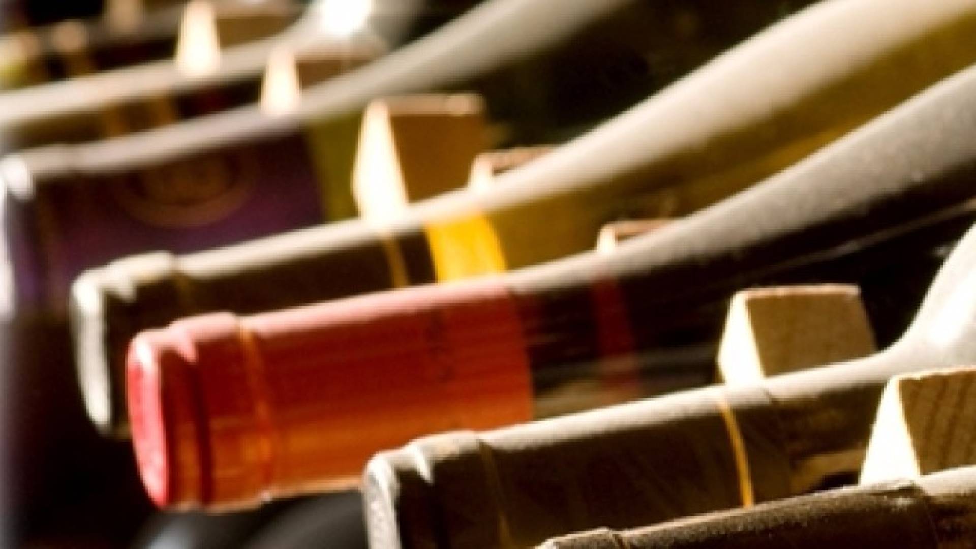 ضبط مشروبات روحية " مهربة " بمطاردة أمنية .. تفاصيل