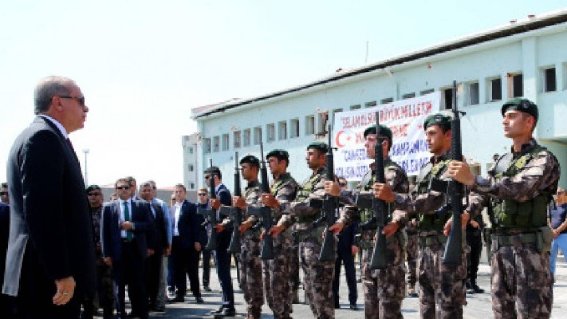 أردوغان يجرى تغيرات مهمة في الجيش التركي