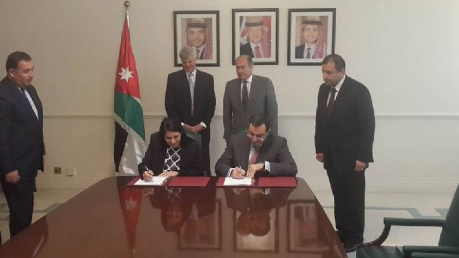 بريطانيا تدعم الأردن ب 190 مليون جنيه استرليني