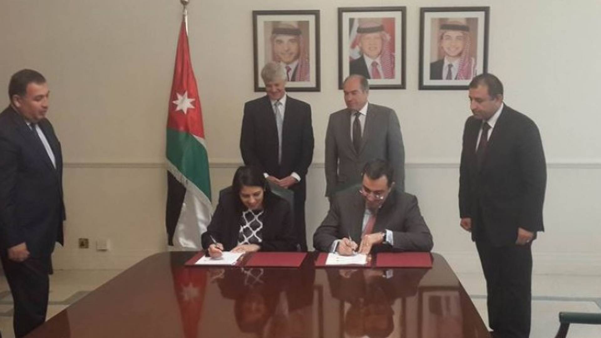 بريطانيا تدعم الأردن بـ 190 مليون جنيه استرليني