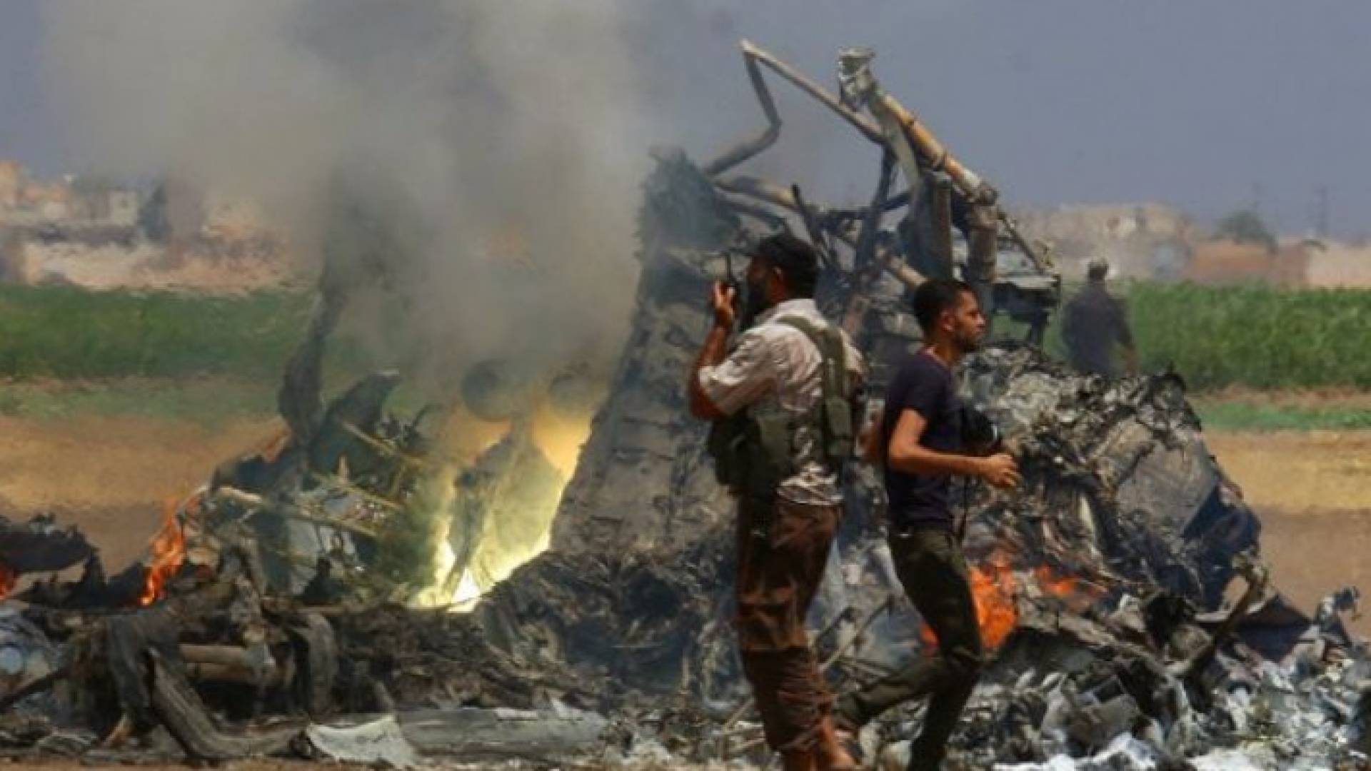 إطلاق غاز سام على بلدة سورية أسقطت فيها هليكوبتر روسية