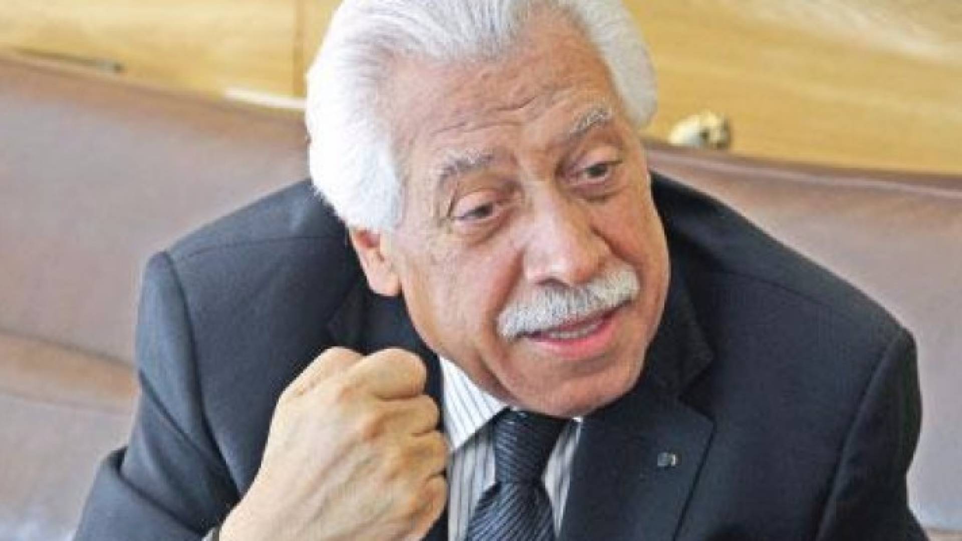 بلتاجي يدعو الشباب للتسلح بالعلم