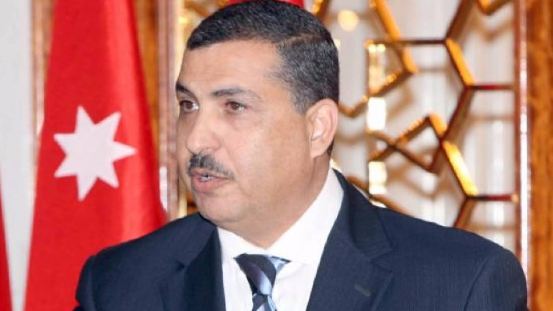  وزير العمل علي الغزاوي