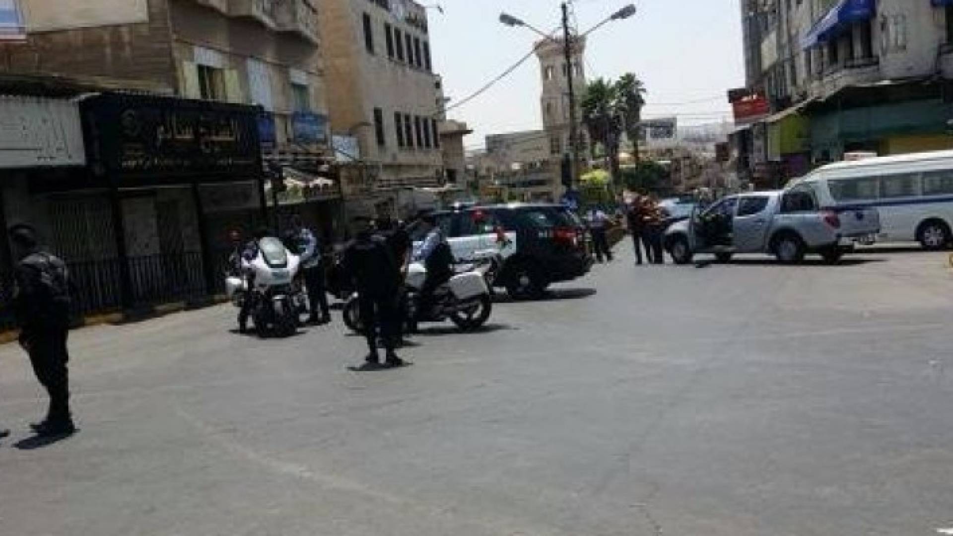 التفاصيل الكاملة لمداهمة اربد عصر الثلاثاء