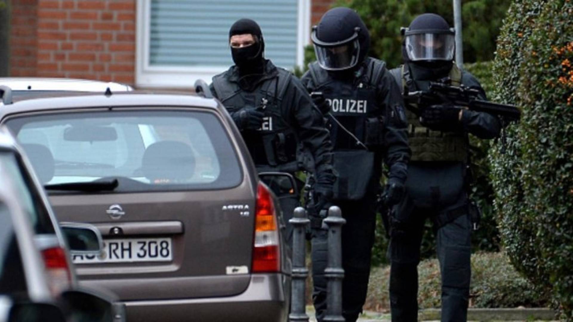 ألمانيا تعتقل شخصا يشتبه بأنه عضو كبير في داعش