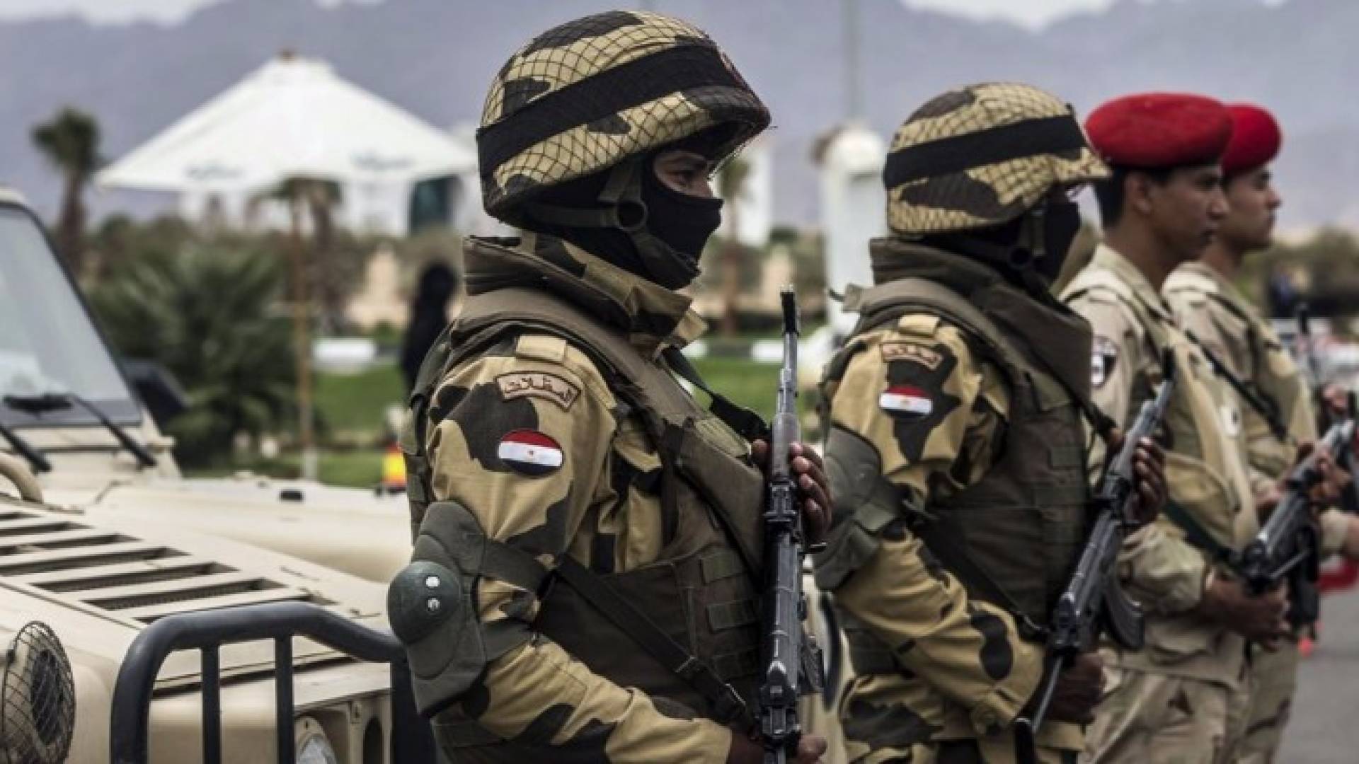 سيناء: مقتل 5 مسلحين بهجمات متزامنة على حواجز أمنية