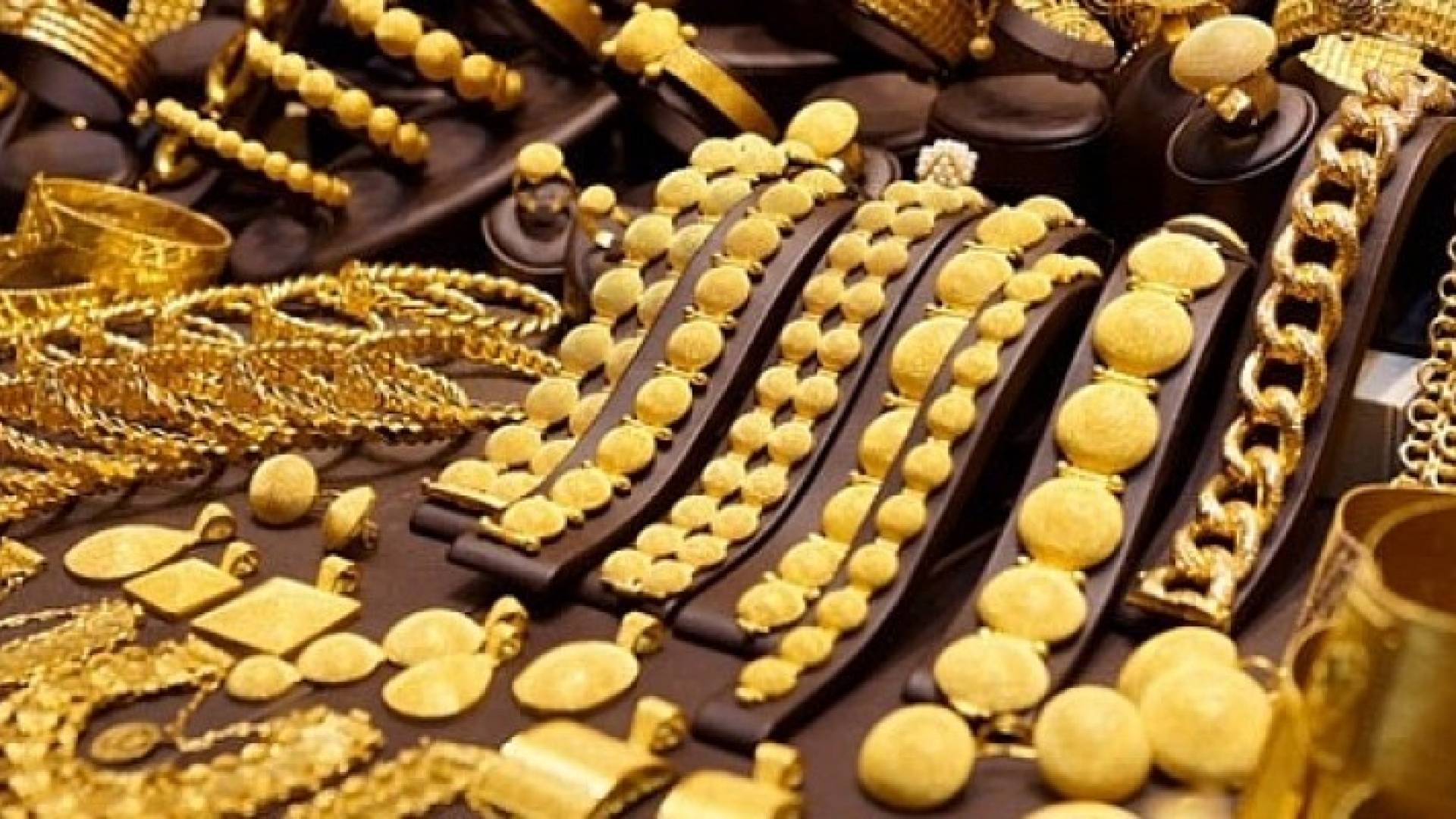 الذهب يرتفع.. والبلاديوم بأعلى سعر في 14 شهرا