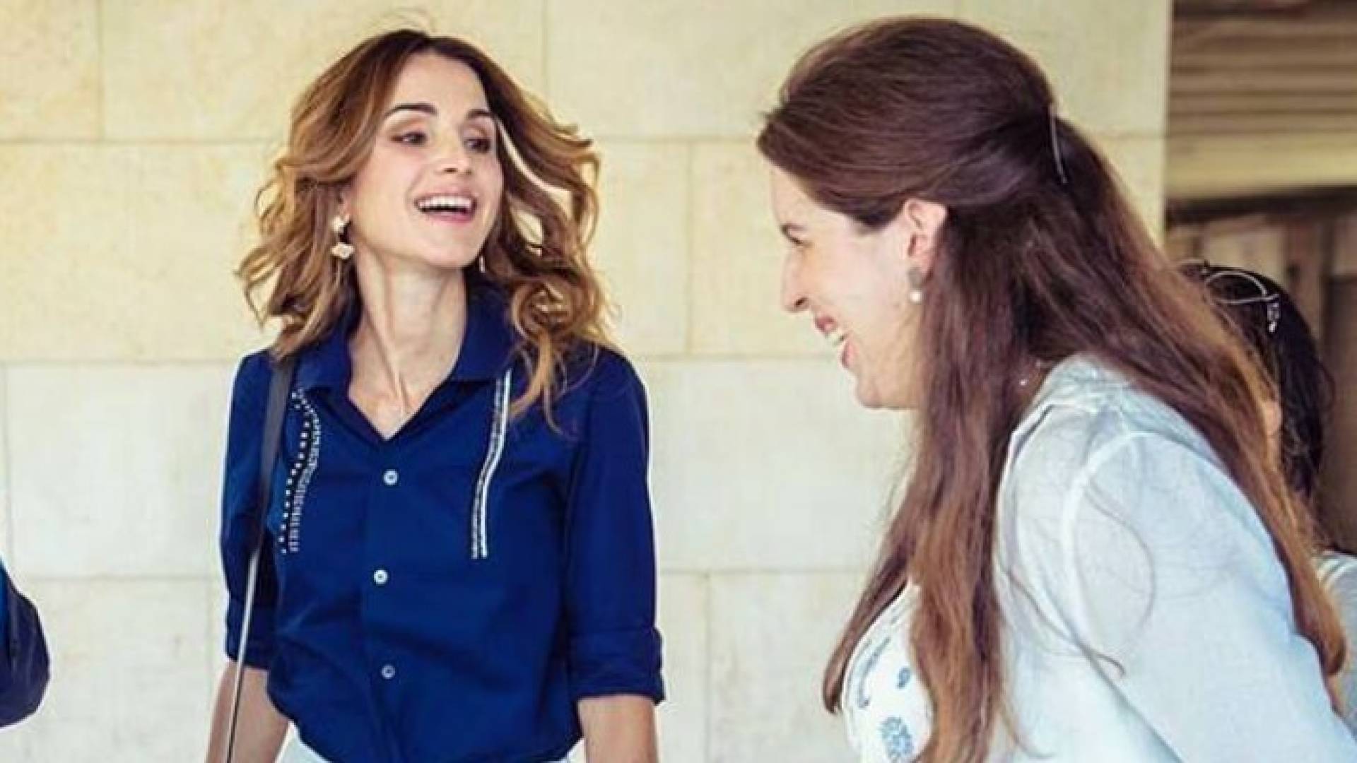 الملكة متشوقة لإطلاق أسبوع عمان للتصميم