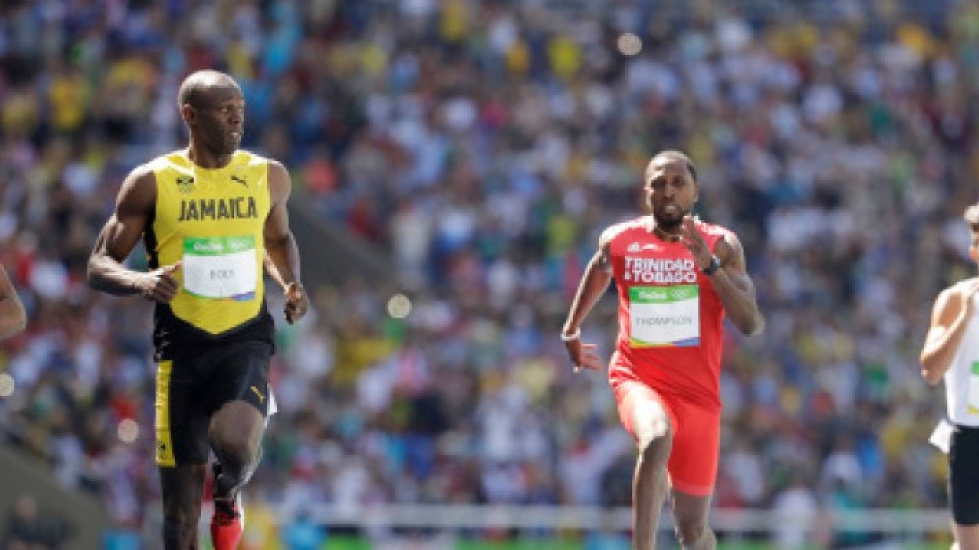 فقراء المدينة يقتاتون على فائض طعام اللاعبين.. 5000 وجبة يوميا لسكان ريو دي جانيرو