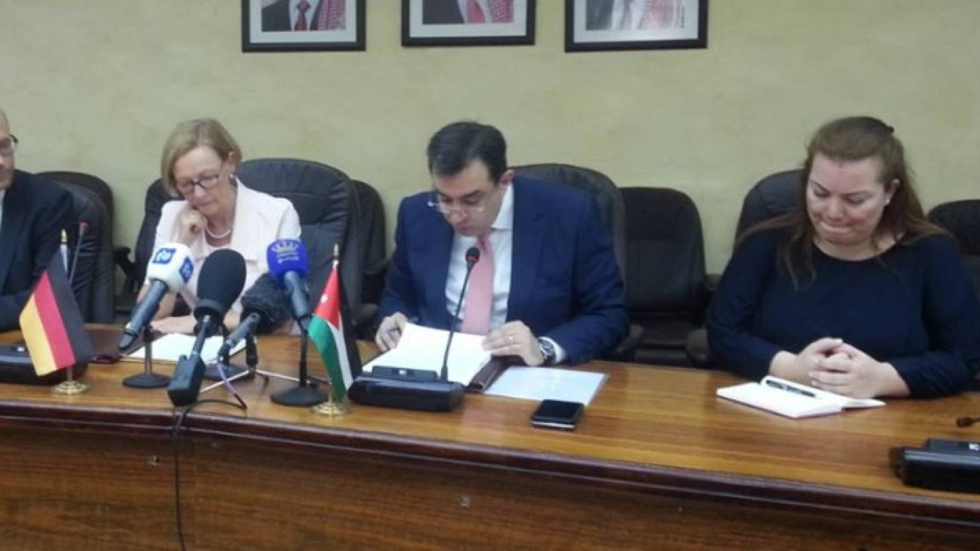 توقيع اتفاقية منحةالمانية بقيمة (20) مليون يورو لدعم قطاع التعليم في الأردن