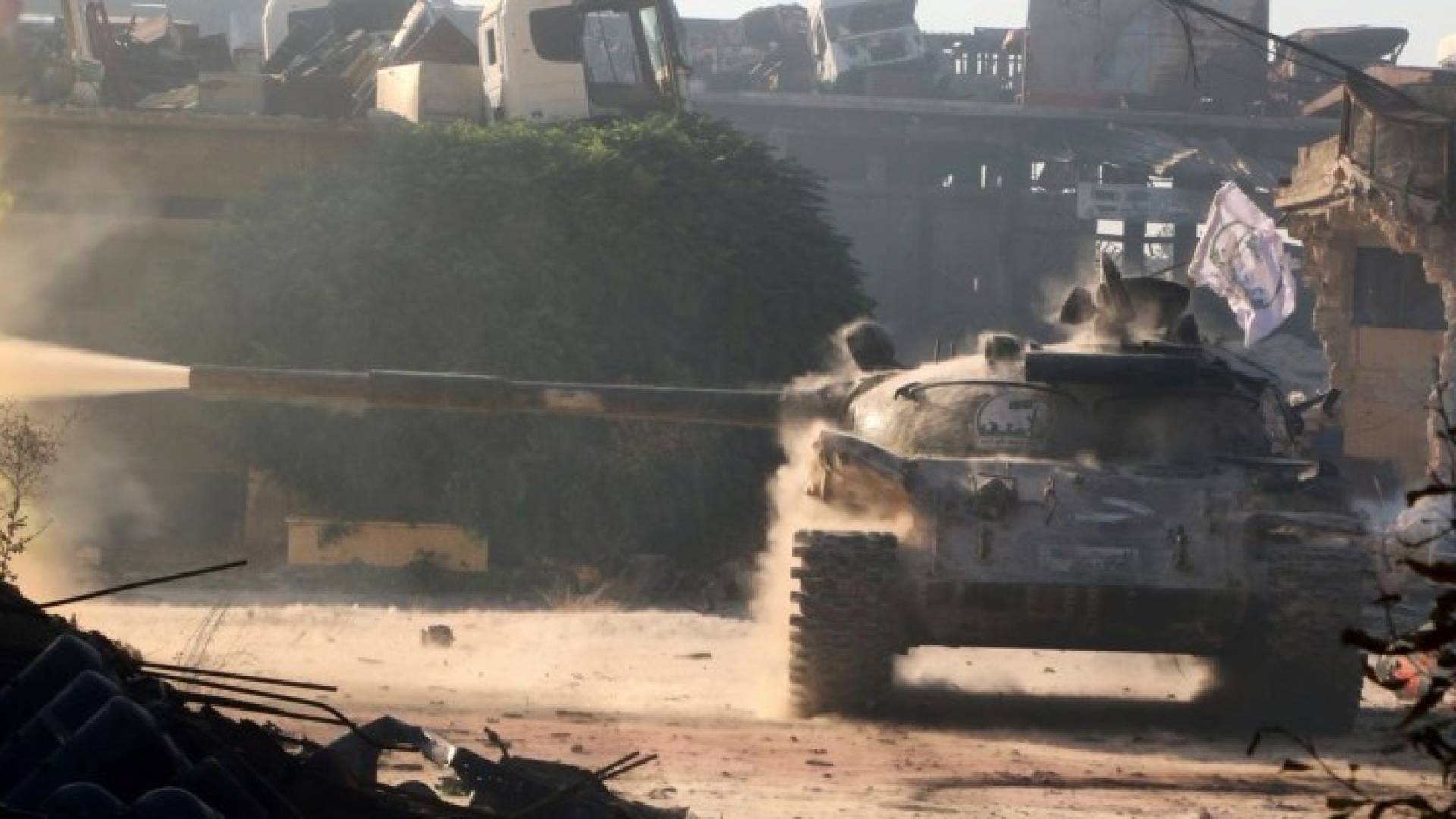 المعارضة تعلن السيطرة على أكبر "معاقل النظام" جنوبي حلب