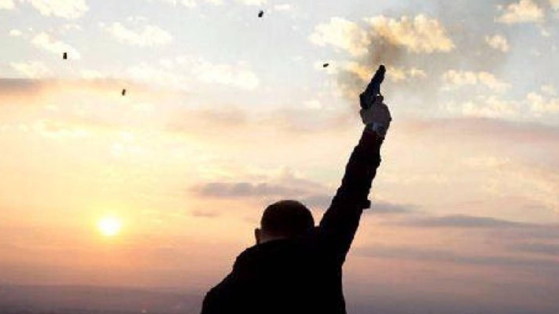 القبض على مطلوب أطلق " عيارات نارية " بدون داعي