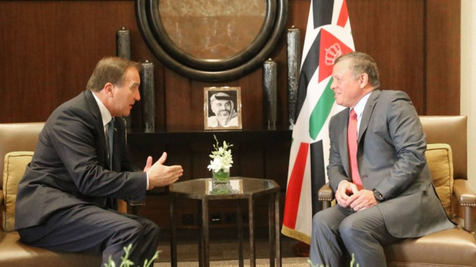 الملك يستقبل رئيس وزراء السويد
