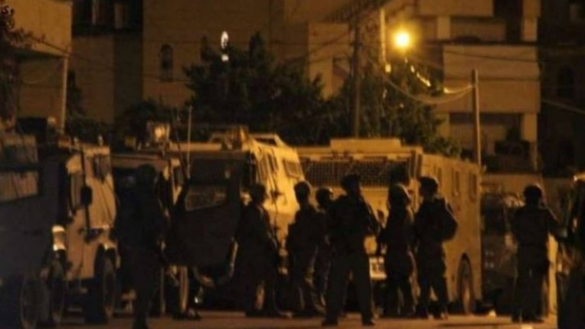 حملة دهم واعتقال بالضفة وإصابات جنوب الخليل