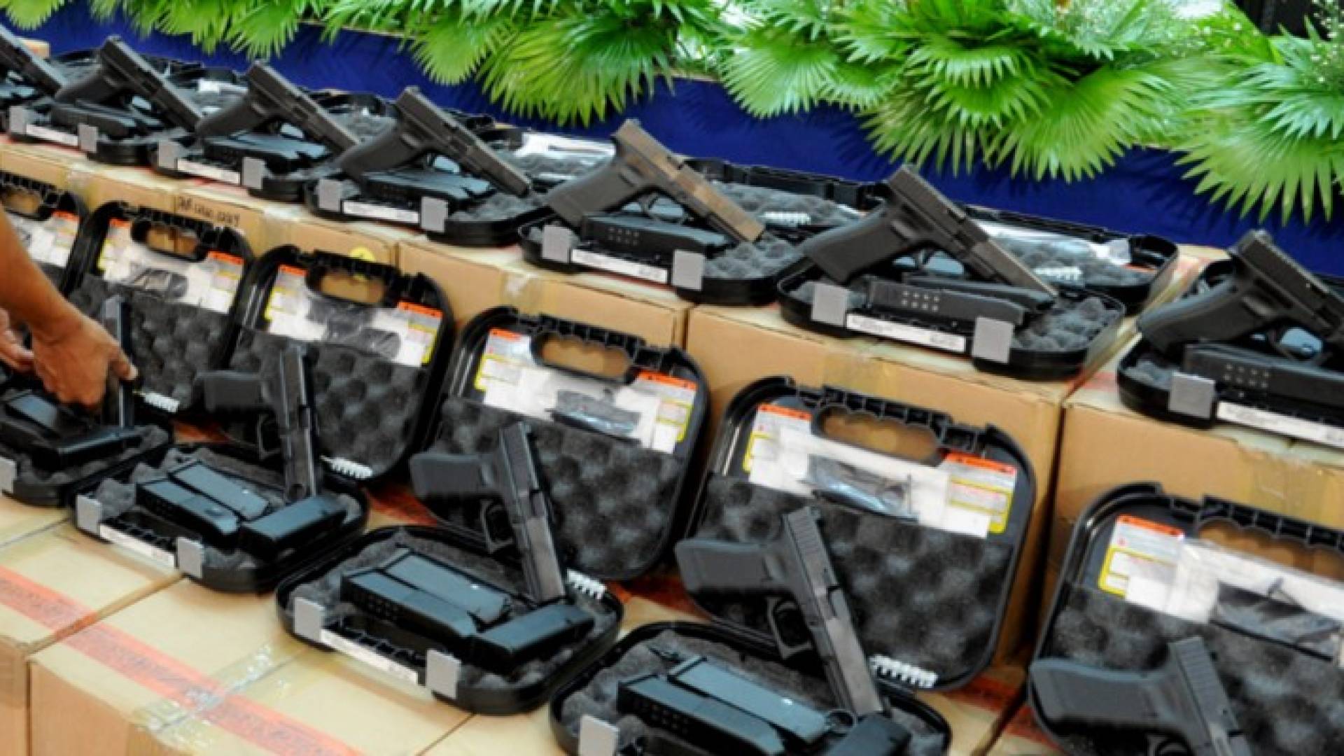 ألمانيا تعتقل مواطنا تشتبه في بيعه مسدسا لمنفذ هجوم ميونيخ