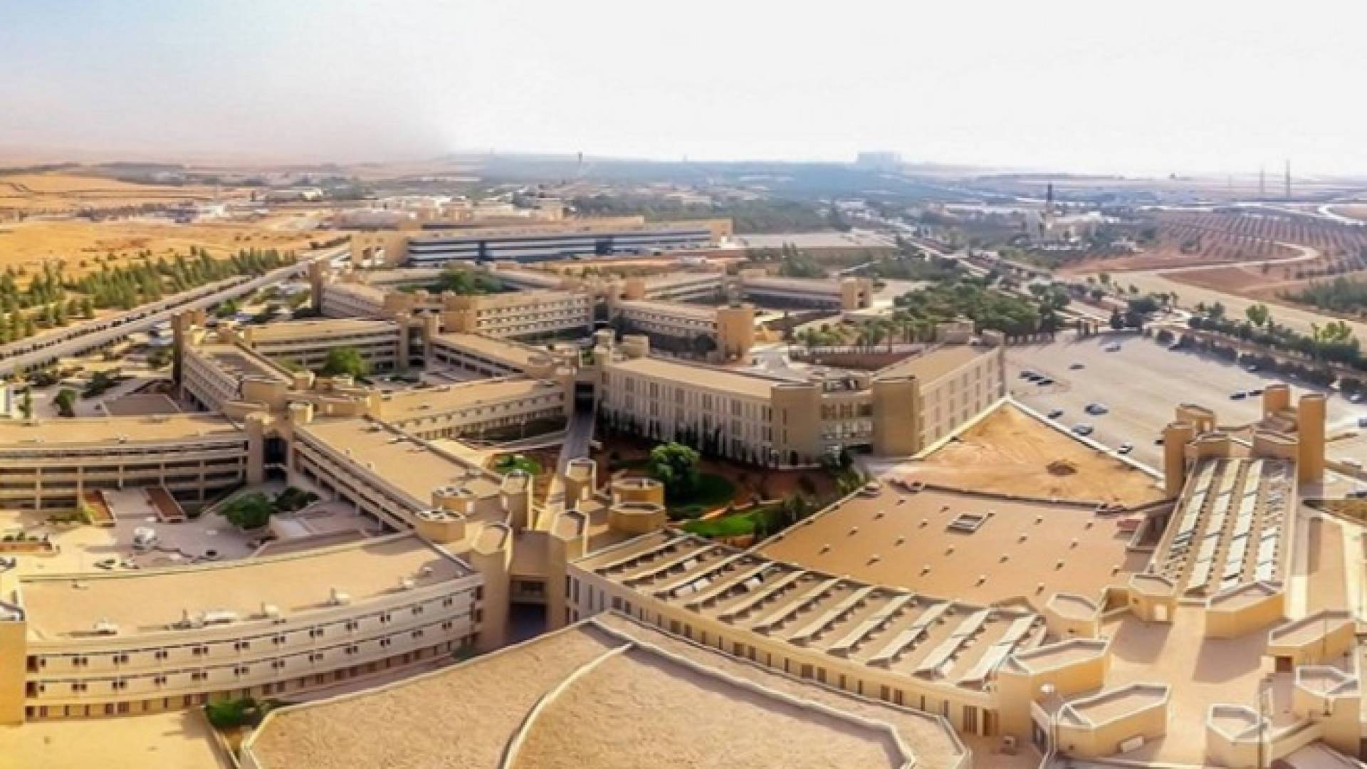 تخصصات في العلوم والتكنولوجيا تعامل كشهادات جامعات أميركية