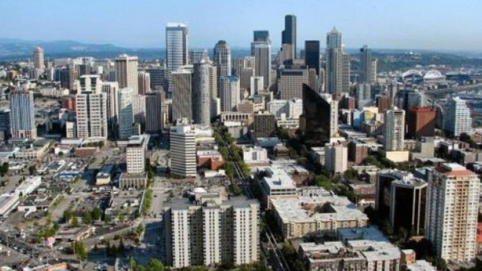 العجز الأميركي يتجاوز 44 مليار دولار في شهر