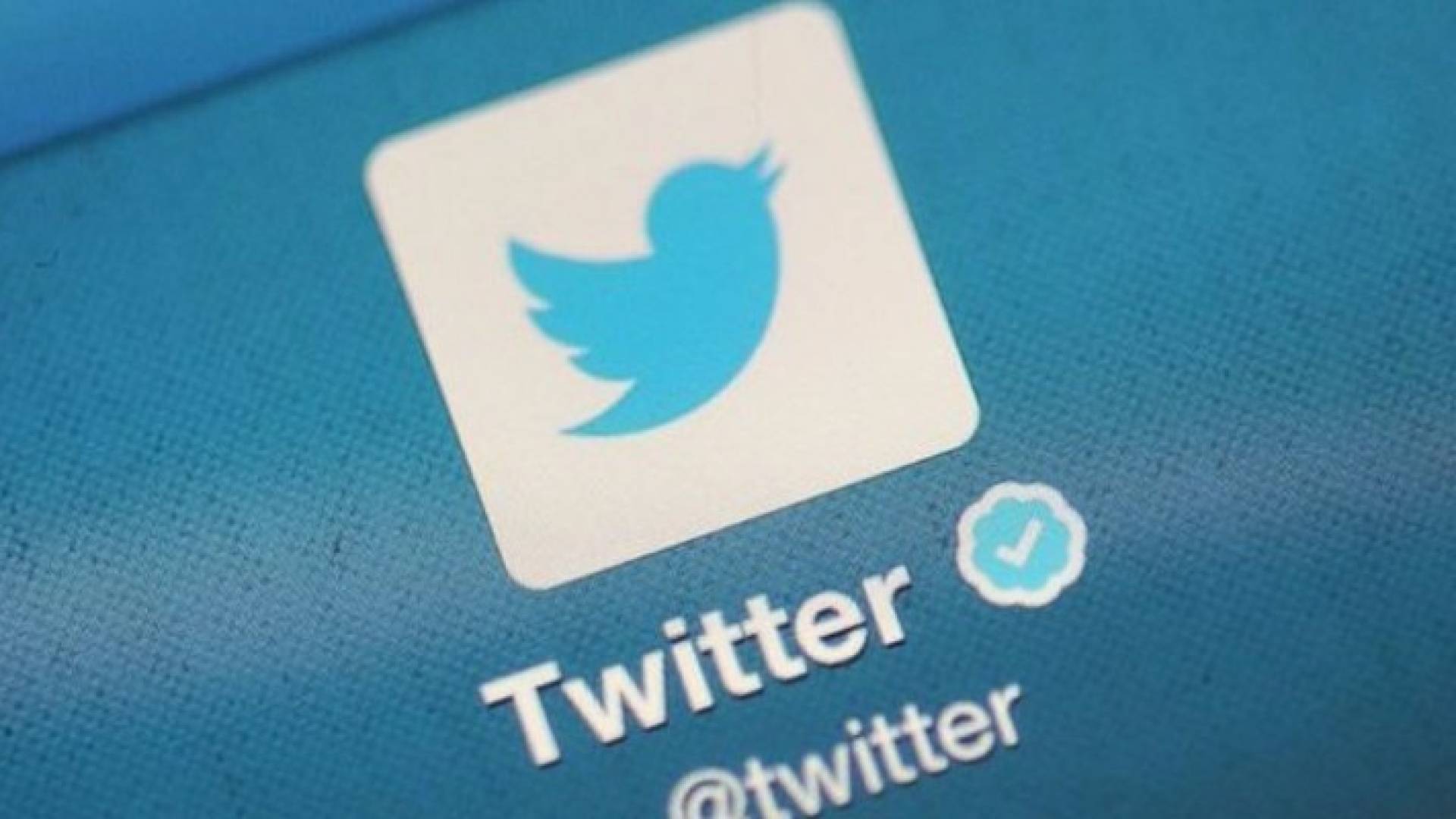 تويتر يوقف 235 الف حساب تروج للارهاب