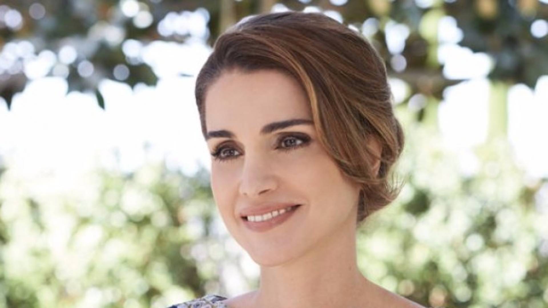 الملكة تهنئ أبو غوش: أسعدت الأردن بإنجازك العظيم