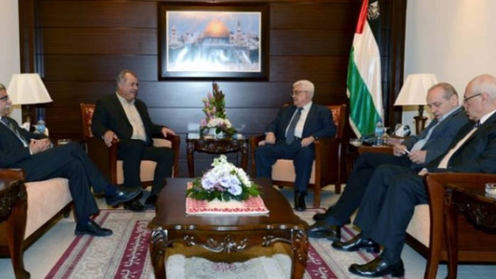 لجنة المتابعة العربية: مبادرة لانهاء الانقسام تلقى تجاوبا من الرئيس