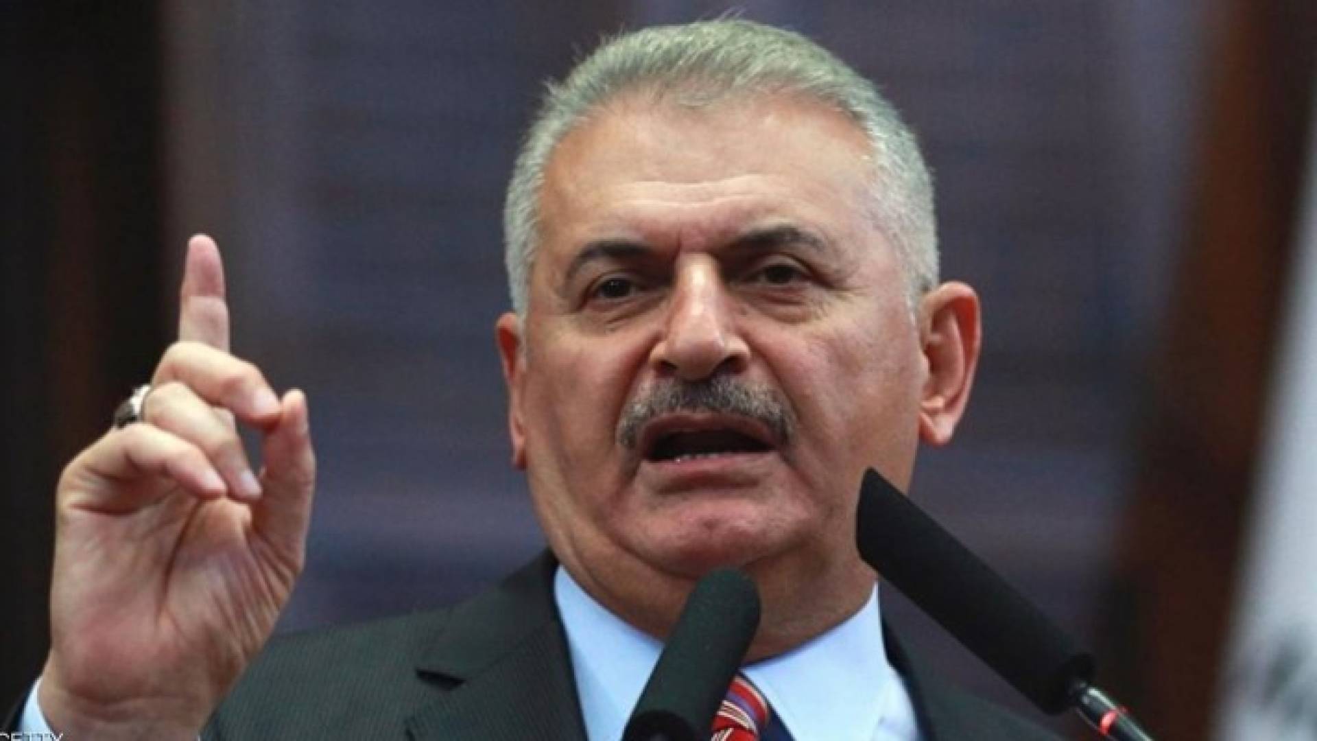 تركيا لا تعارض دورا "إنتقاليا" للأسد
