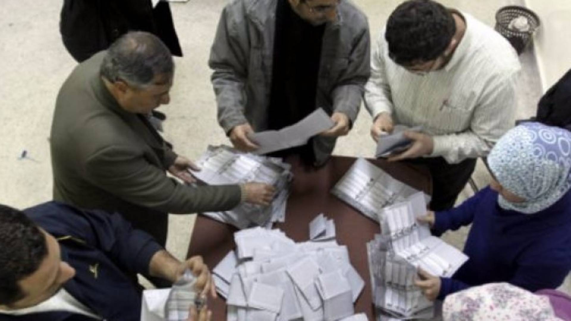 راصد ينتقد استدعاء القوائم المتشابهة: أمر مربك ومخالف